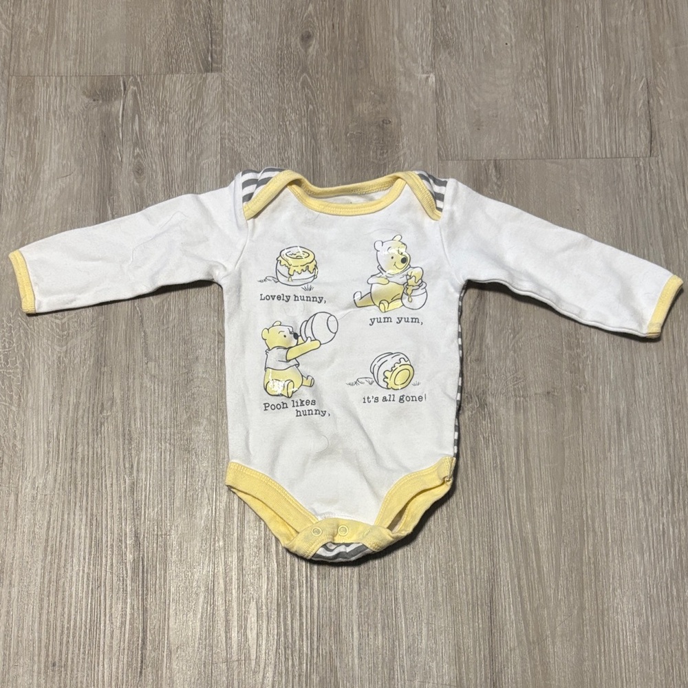 Winnie the Pooh White and Yellow Baby Onesie‎